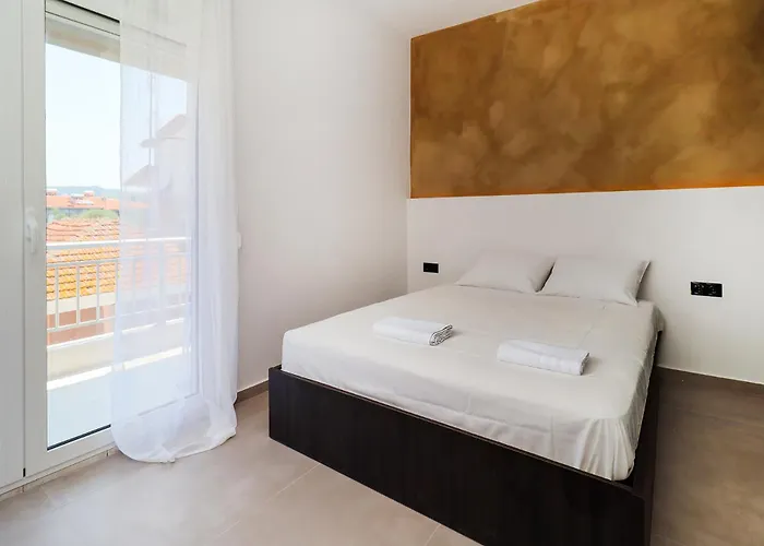 Kelifos Blue 公寓 *